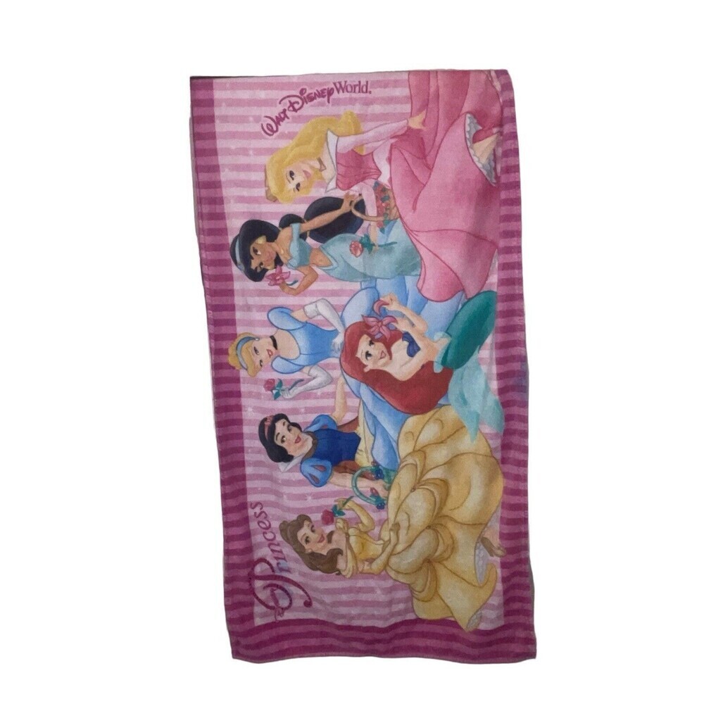 Walt Disney World Princess Beach Towel Pink 48x 31 Disneyland Belle Cinderella